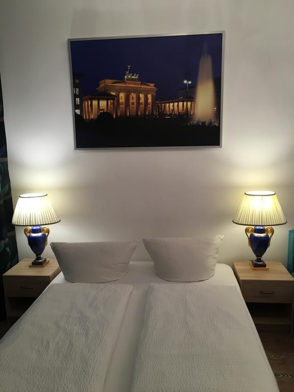 Hotel-pension Adamshof Gasthof Berlin